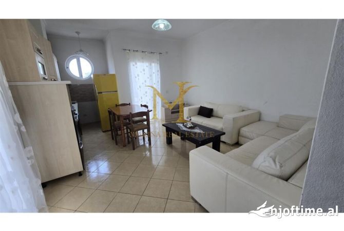 Shtepi me qera 2+1 ne Durres - 330 Euro