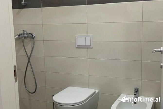 Shtepi me qera 2+1 ne Tirane - 500 Euro