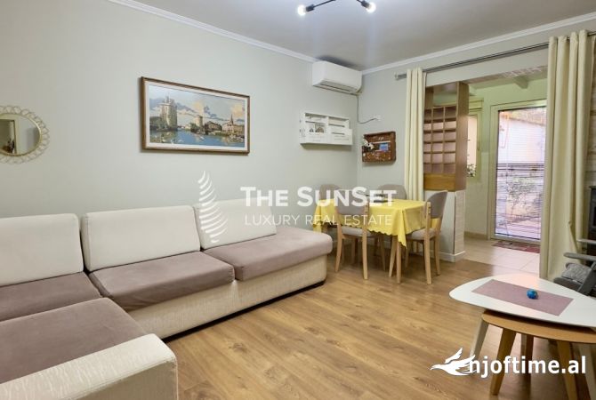 Shtepi me qera 2+1 ne Tirane - 430 Euro