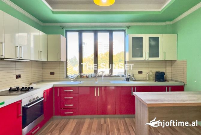 Shtepi me qera 3+1 ne Tirane - 800 Euro