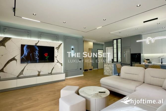 Shtepi me qera 2+1 ne Tirane - 1,000 Euro