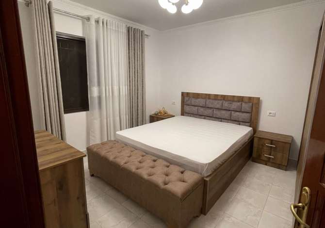 Shtepi me qera 2+1 ne Tirane - 43,000 Leke