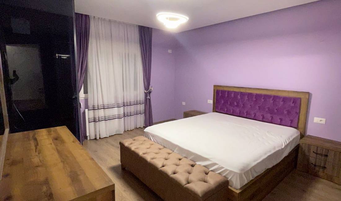 Shtepi me qera Apartament ne Tirane, 2+1, Mobilimi E mobiluar, Pagesa 500  Euro.