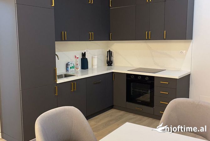 Shtepi me qera 2+1 ne Tirane - 600 Euro