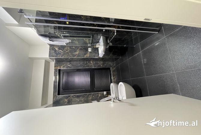 Shtepi me qera Apartament ne Tirane, 2+1, Mobilimi E mobiluar, Pagesa 1,200  Euro.