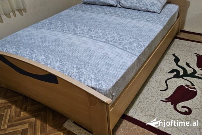 Shtepi me qera 2+1 ne Tirane - 34,000 Leke