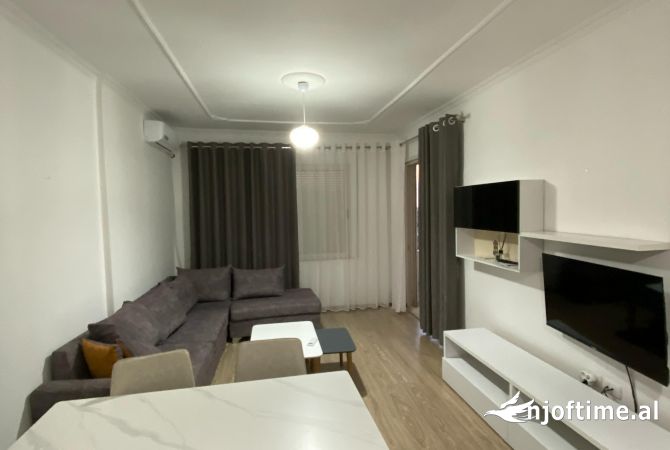 Shtepi me qera 3+1 ne Tirane - 450 Euro