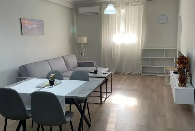 Shtepi me qera 2+1 ne Tirane - 500 Euro