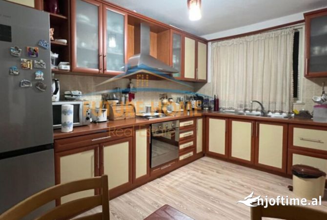 Shtepi ne shitje 3+1 ne Tirane - 150,000 Euro
