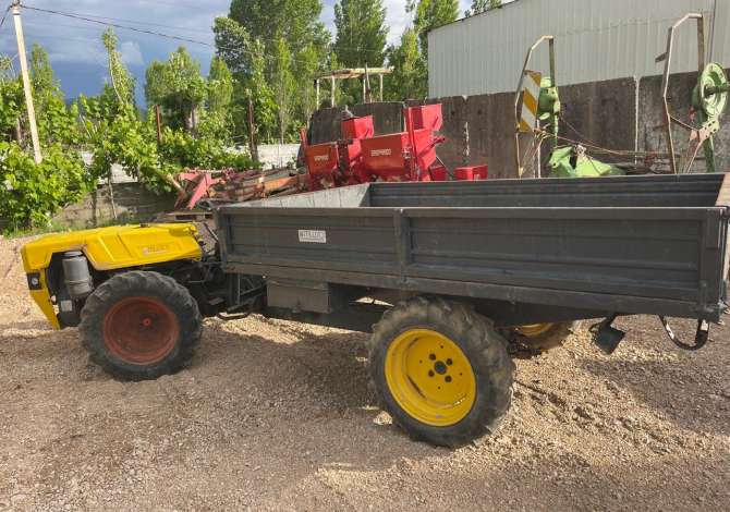 Pajisje biznesi ne shitje  ne Lezhe - 2,800 Euro