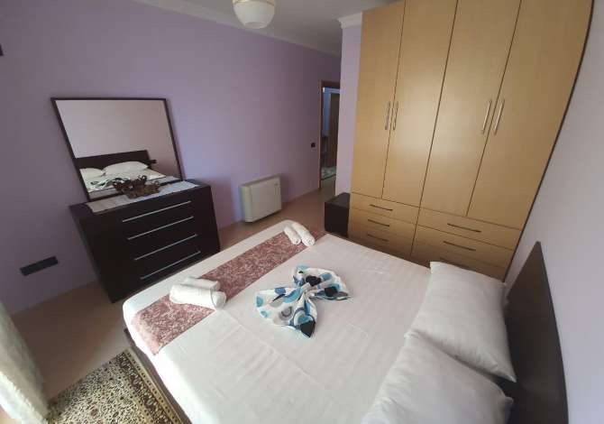 Shtepi me qera 2+1 ne Tirane - 800 Euro