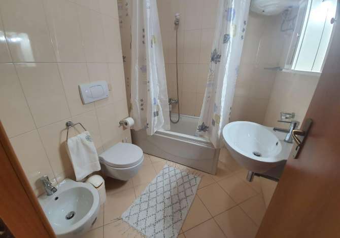 Shtepi me qera 2+1 ne Tirane - 800 Euro