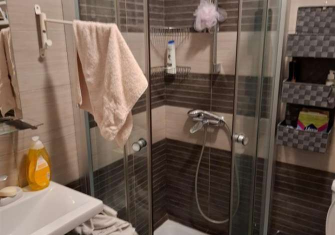 Shtepi me qera 2+1 ne Tirane - 550 Euro