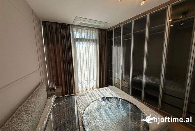 Shtepi me qera 2+1 ne Tirane - 1,500 Euro