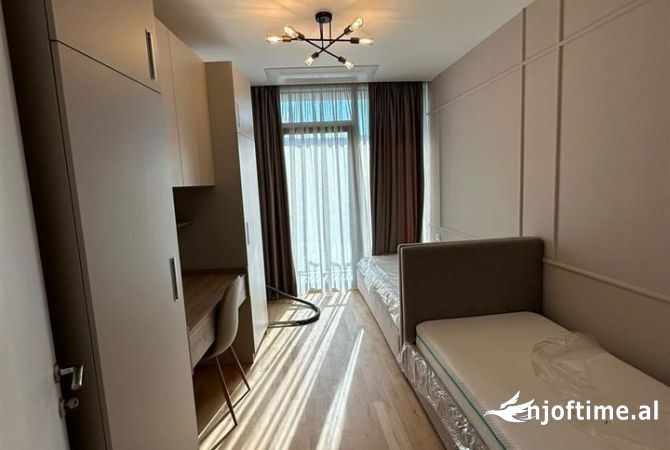 Shtepi me qera 2+1 ne Tirane - 1,500 Euro