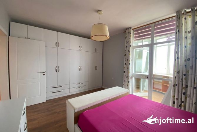 Ambient biznesi me qera 1+1 ne Tirane - 1,100 Euro