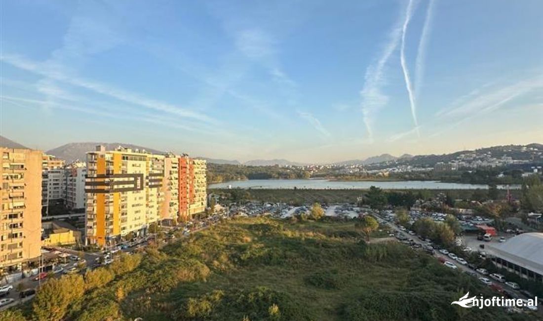 Apartment for sale in Tirana 3+1, Emty