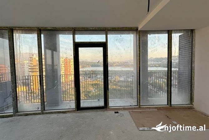 Apartment for sale in Tirana 3+1, Emty