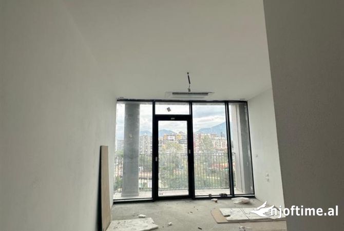Apartment for sale in Tirana 2+1, Emty