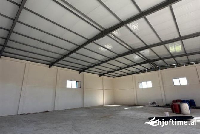 Ambient biznesi me qera 4+1 ne Tirane - 2,000 Euro