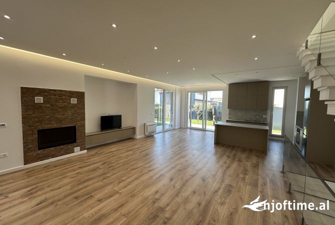 Shtepi me qera 4+1 ne Tirane - 3,500 Euro