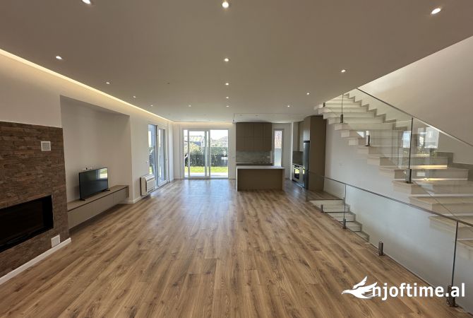 Shtepi me qera 4+1 ne Tirane - 3,500 Euro
