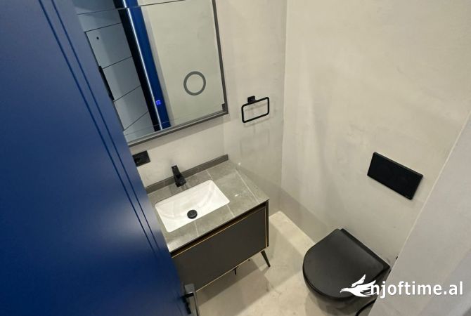 Shtepi ne shitje Apartament ne Tirane, 1+1, Mobilimi E mobiluar, Pagesa 131,000  Euro.