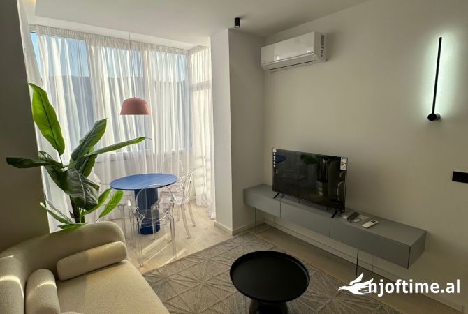 Shtepi ne shitje Apartament ne Tirane, 1+1, Mobilimi E mobiluar, Pagesa 131,000  Euro.