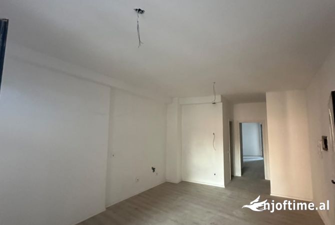 Shtepi ne shitje 1+1 ne Tirane - 157,800 Euro