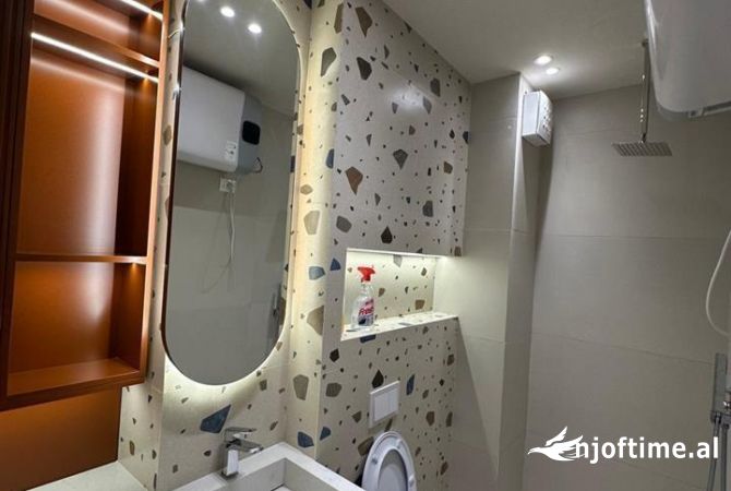 Shtepi me qera Apartament ne Tirane, Garsoniere, Mobilimi E mobiluar, Pagesa 500  Euro.