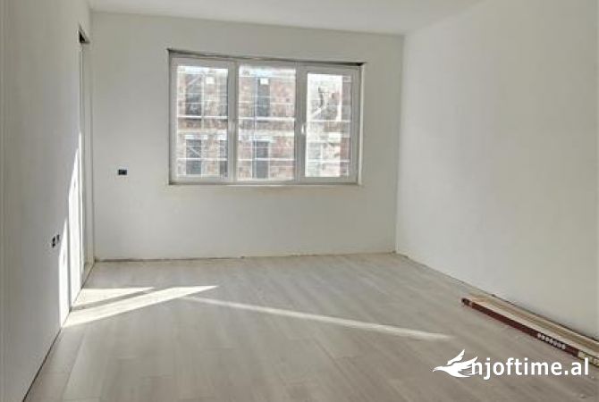 Shtepi ne shitje 2+1 ne Tirane - 98,468 Euro