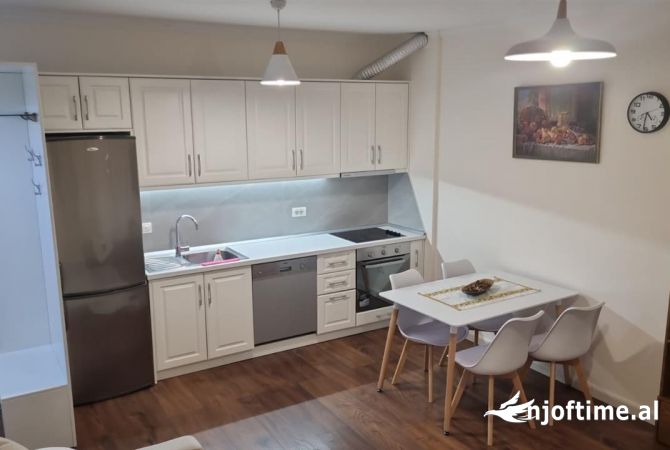 Shtepi me qera 1+1 ne Tirane - 650 Euro