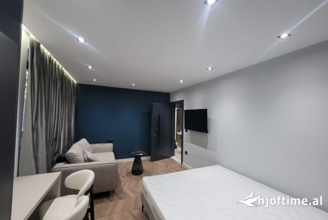 Shtepi ne shitje Apartament ne Tirane, 2+1, Mobilimi E mobiluar, Pagesa 250,000  Euro.