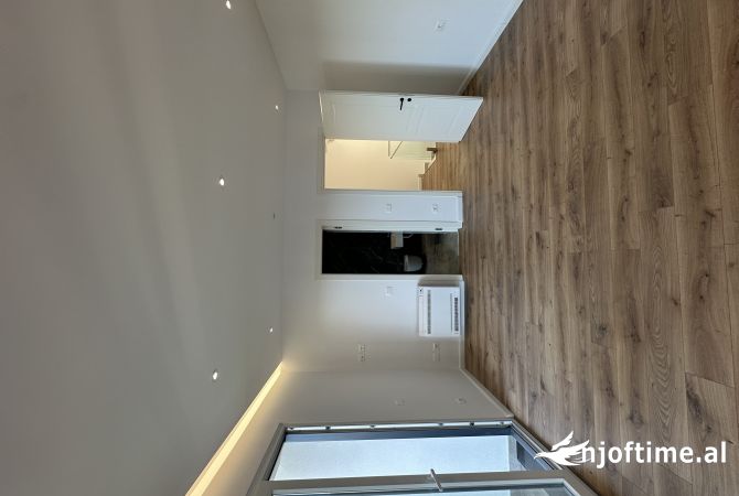 Luxury villas for rent in Tirana 5+1, In Part