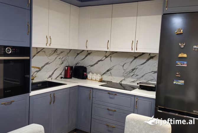 Shtepi me qera 2+1 ne Tirane - 1,500 Euro