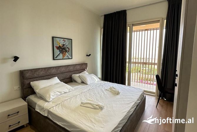 Shtepi ne shitje Apartament ne Himare, 2+1, Mobilimi E mobiluar, Pagesa 800,000  Euro.