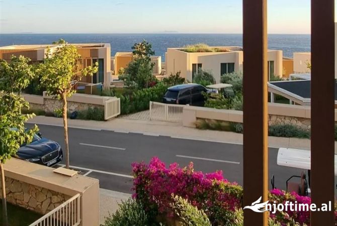 Shtepi ne shitje 2+1 ne Himare - 800,000 Euro