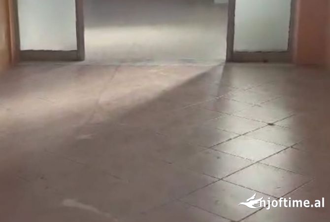 Ambient biznesi me qera 3+1 ne Tirane - 800 Euro