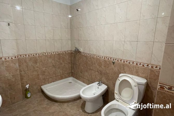 Shtepi ne shitje 1+1 ne Tirane - 110,000 Euro