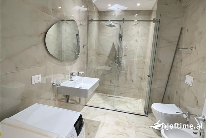 Shtepi me qera Apartament ne Tirane, 2+1, Mobilimi E mobiluar, Pagesa 1,200  Euro.