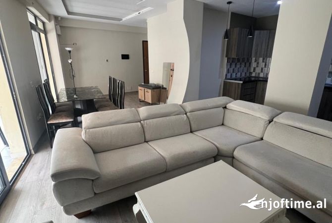 Shtepi ne shitje 2+1 ne Tirane - 135,000 Euro