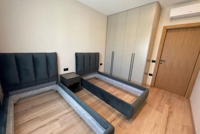 Shtepi me qera Apartament ne Tirane, 2+1, Mobilimi E mobiluar, Pagesa 1,000  Euro.