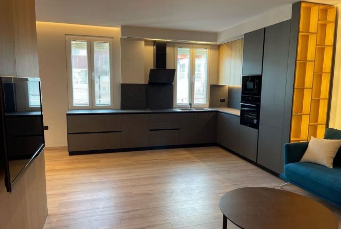 Shtepi me qera Apartament ne Tirane, 2+1, Mobilimi E mobiluar, Pagesa 1,000  Euro.