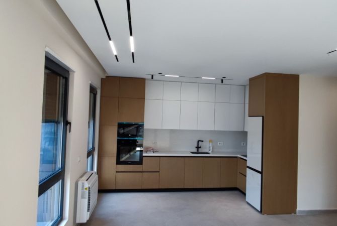 Shtepi me qera 2+1 ne Tirane - 550 Euro