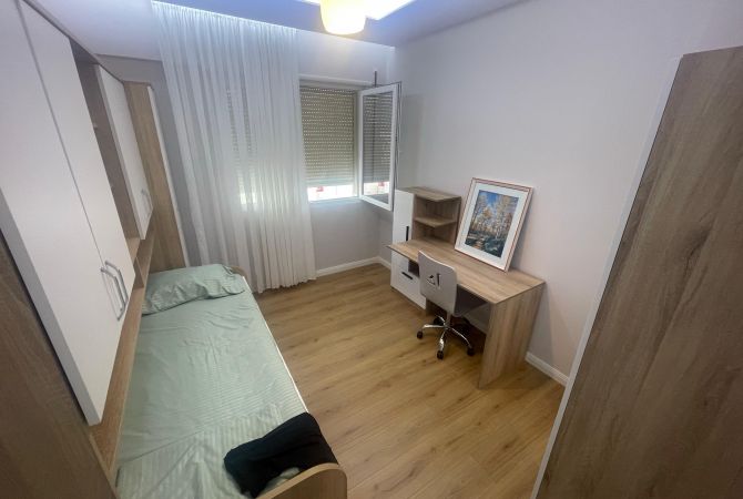 Shtepi me qera Apartament ne Tirane, 2+1, Mobilimi E mobiluar, Pagesa 850  Euro.