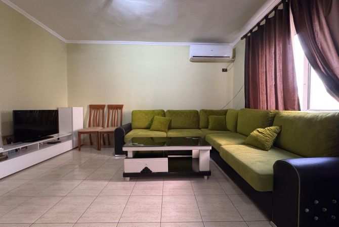 Shtepi me qera 1+1 ne Tirane - 50,000 Leke