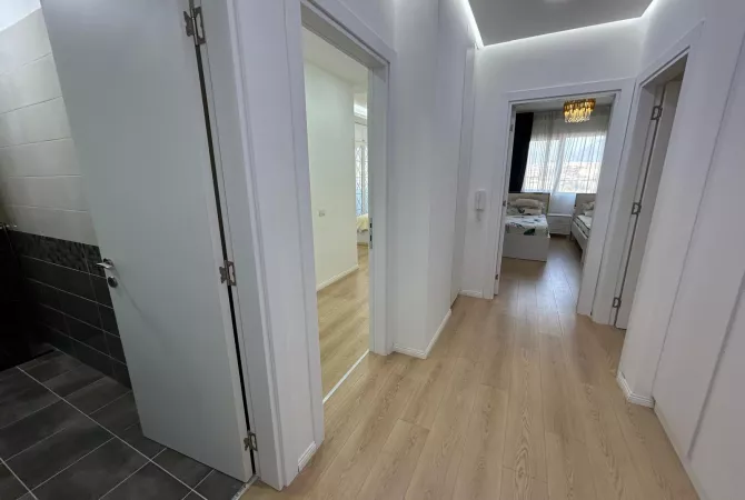 Shtepi me qera 2+1 ne Tirane - 900 Euro
