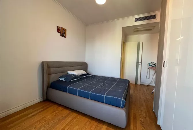 Shtepi me qera Apartament ne Tirane, 2+1, Mobilimi E mobiluar, Pagesa 1,600  Euro.