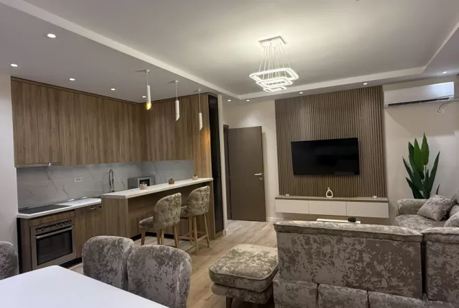 Shtepi me qera Apartament ne Tirane, 2+1, Mobilimi E mobiluar, Pagesa 800  Euro.