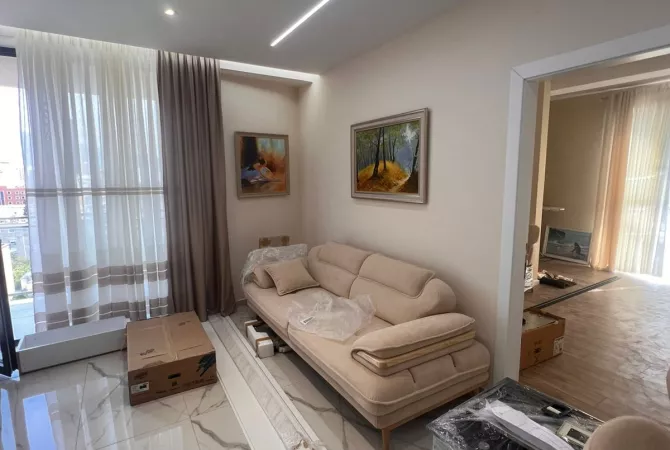 Casa in affitto 2+1 a Tirana - 900 Euro